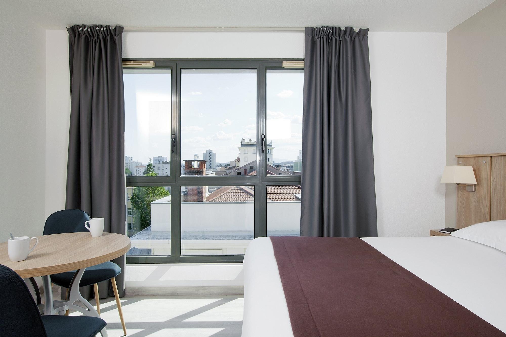 Residhome Lyon Gerland Bagian luar foto